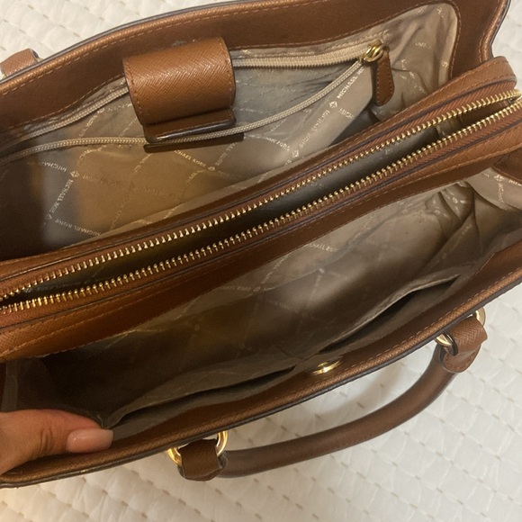 Michael Kors Medium Saffiano Leather Tote Bag - Picture 5 of 7